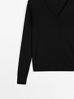 Massimo Dutti Свитер из смесовой шерсти с V-образным вырезом, черный