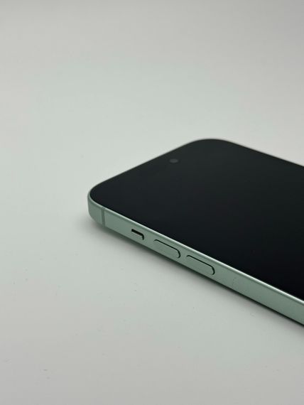 iPhone 15 256Gb Green