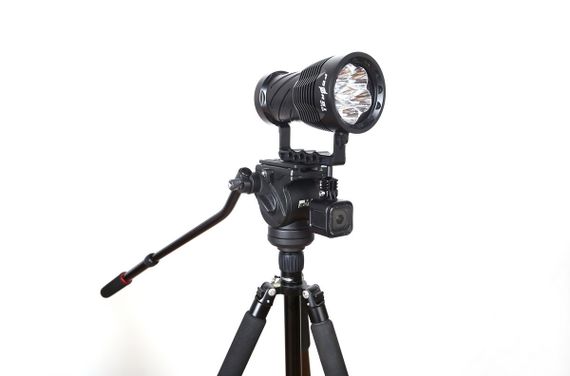 Фонарь Ferei W172BII CREE XM-L2 теплый свет