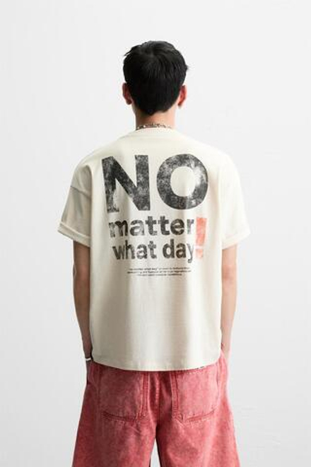 ZARA ФУТБОЛКА С ПРИНТАМИ И ЭФФЕКТОМ ПОТЕРТОСТИ, ЭКРЮ