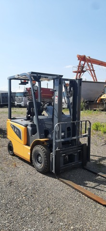 Aurora CPD* Вилочный погрузчик CPD15 (Электрический, 11 л.с., АТ)