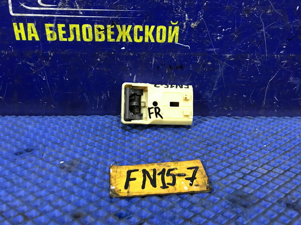 Ручка двери передней правой салонная NISSAN PULSAR 2000