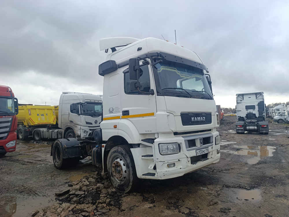 КамАЗ 5490 4x2 Седельный тягач 5490-095-68 (Дизельный, 12,0 л, 428 л.с., МТ)