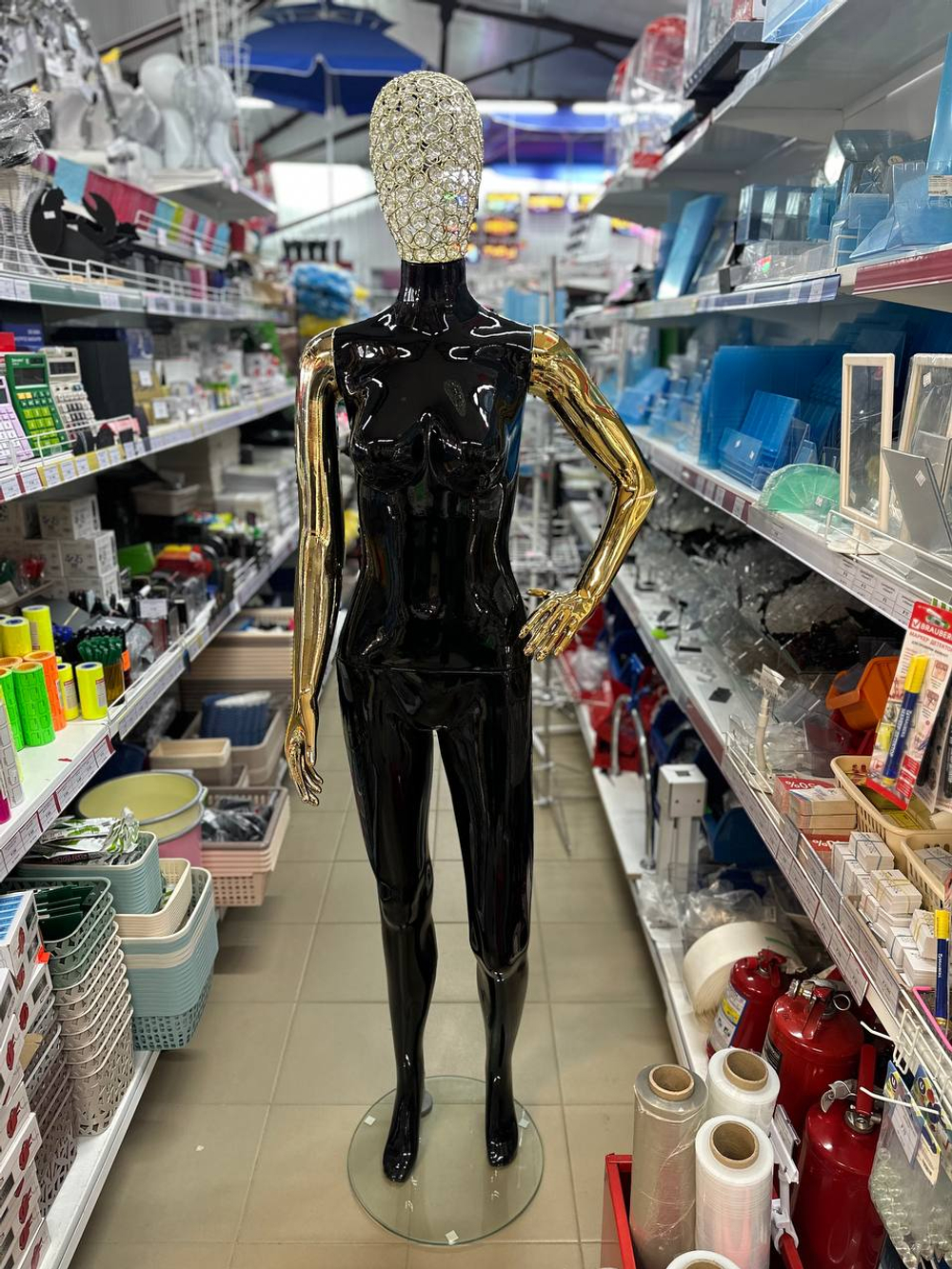 Манекен женский глянцевый голова стразы