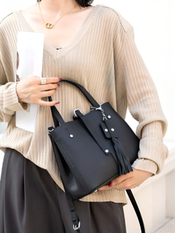 женская сумка на плечо из натуральной кожи