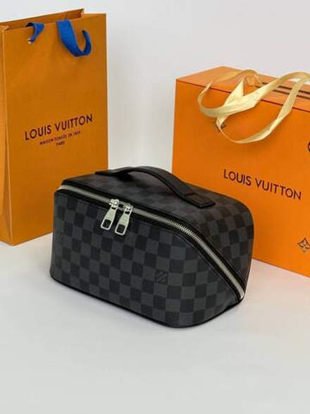 Несессер Louis Vuitton
