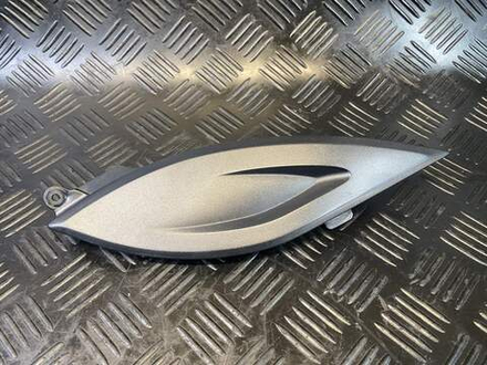 Пластик боковой правый Yamaha TDM900 RN08 2002
