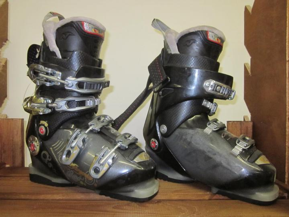 Ботинки новые Nordiсa Grand Sport купить дешево в Москве , доставка по России.