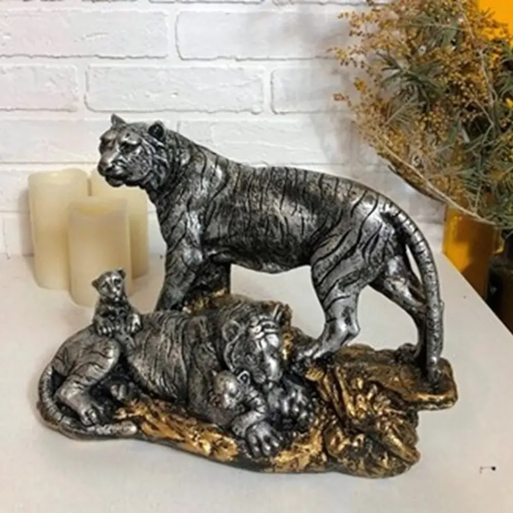 Статуэтка из гипса «Семья тигров» 25*35 см античное серебро