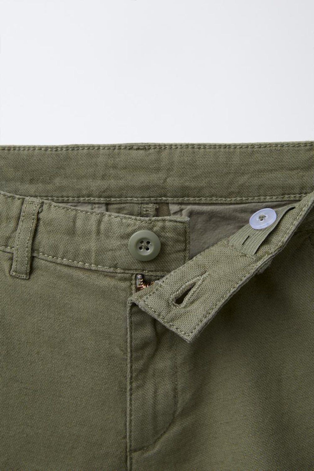 ZARA ШОРТЫ ЧИНОС ИЗ СМЕСОВОГО ЛЬНА, ТЕМНЫЙ ХАКИ