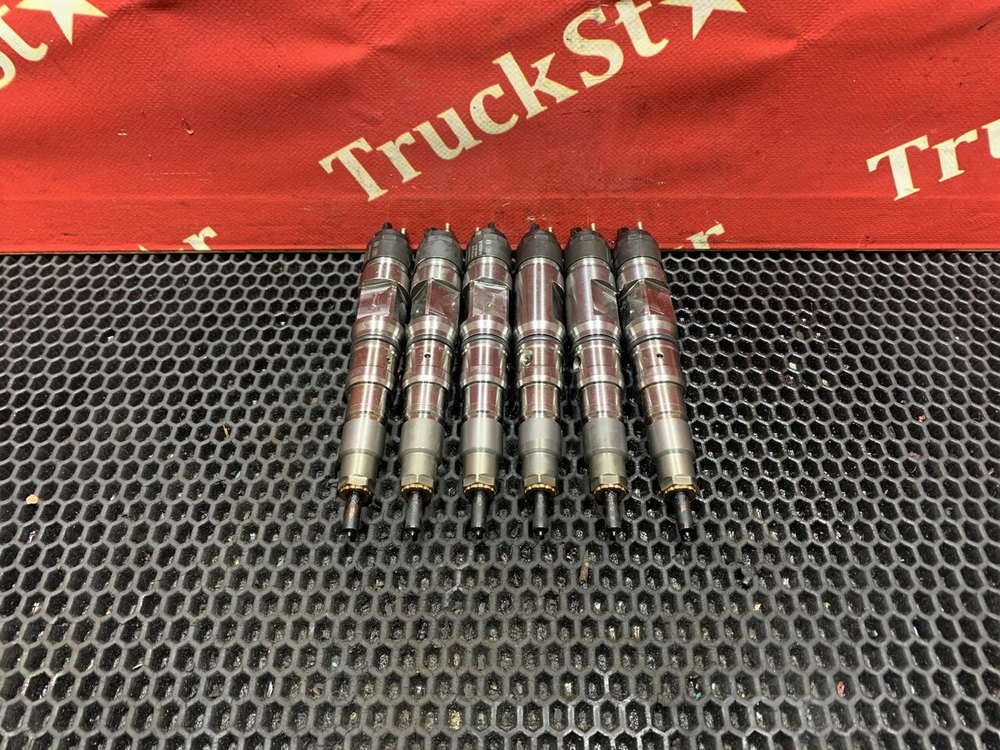 Комплект форсунок топливных MC13 2023г