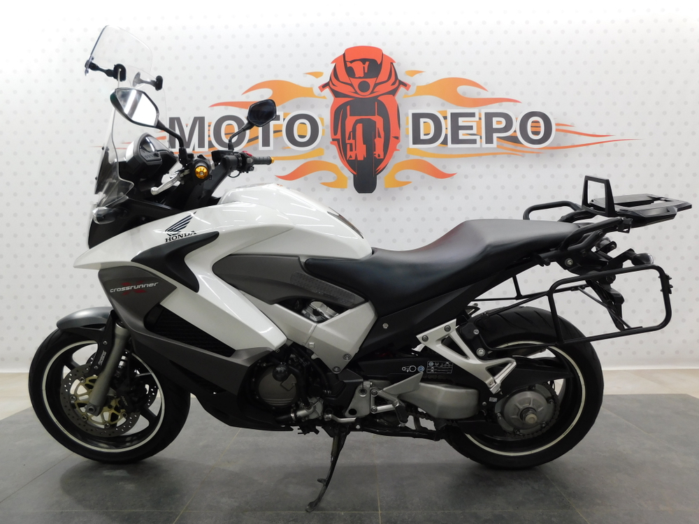 Honda VFR800X , 2011