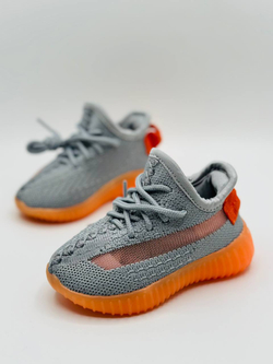 Детские кроссовки Yeezy Pro