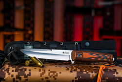 Тактический нож Alpha D2 Stonewash Black-Orange G10