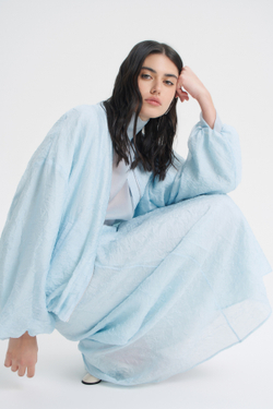 Бомбер из жатой вискозы