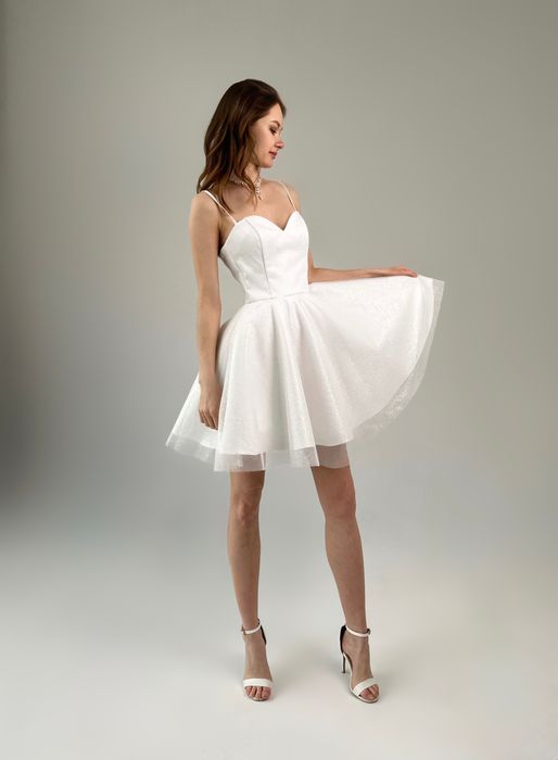 Свадебное нарядное платье из глиттера с пышной юбкой (молочный)