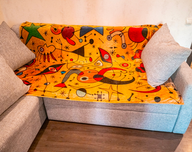 Плед "Жоан Миро", по мотивам абстрактной живописи художника сюрреалиста Жоана Миро