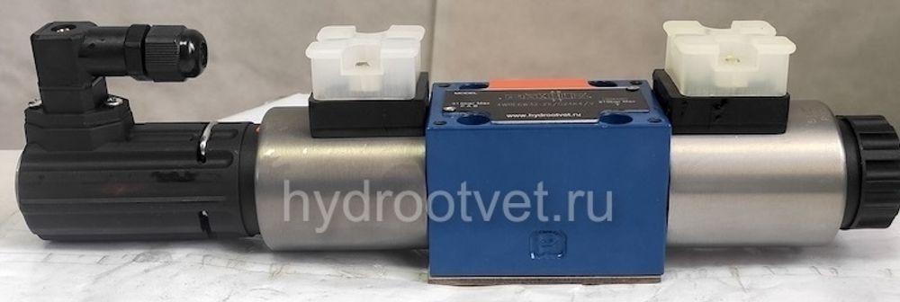 4WRE6W16-2X/G24K4/V - Пропорциональный распределитель с обратной связью по положению золотника без встроенной электроники Ду6, номинальный расход 16 л/мин, схема W