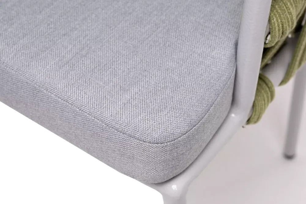 "Диего" стул плетеный из роупа, каркас из стали светло-серый (RAL7035) шагрень, роуп салатовый меланж круглый, ткань светло-серая