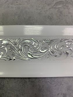 Белый с серебром "Милана" (5см) декоративная планка (бленда)