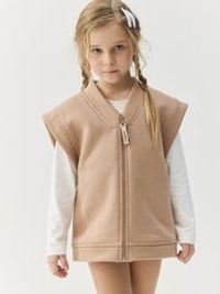 Жилет из футера "Молочный ирис" утепленный