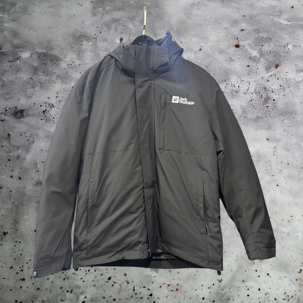 Куртка Jack Wolfskin #1 • Чёрный