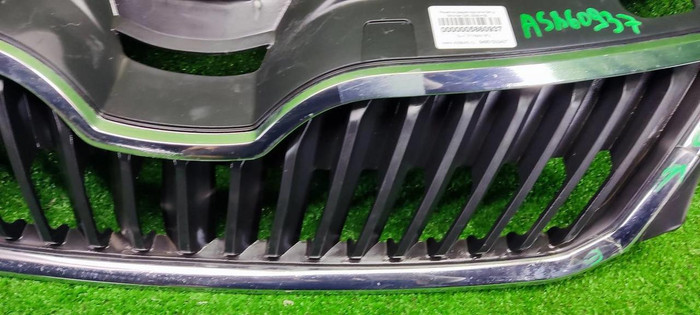 Решетка радиатора Skoda Rapid 1 (2012-2020)