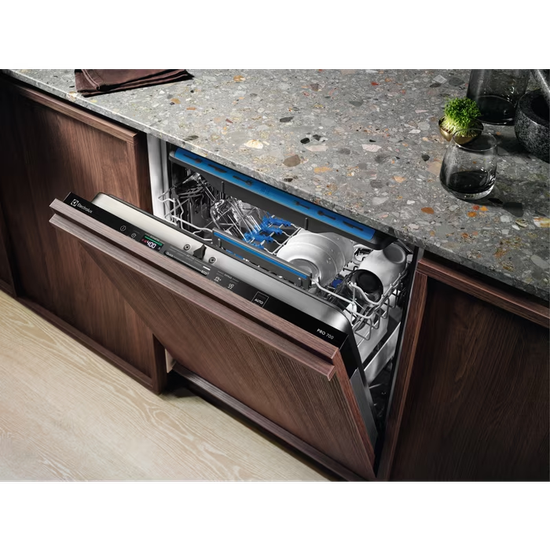 Встраиваемая посудомоечная машина ELECTROLUX EEM48221L