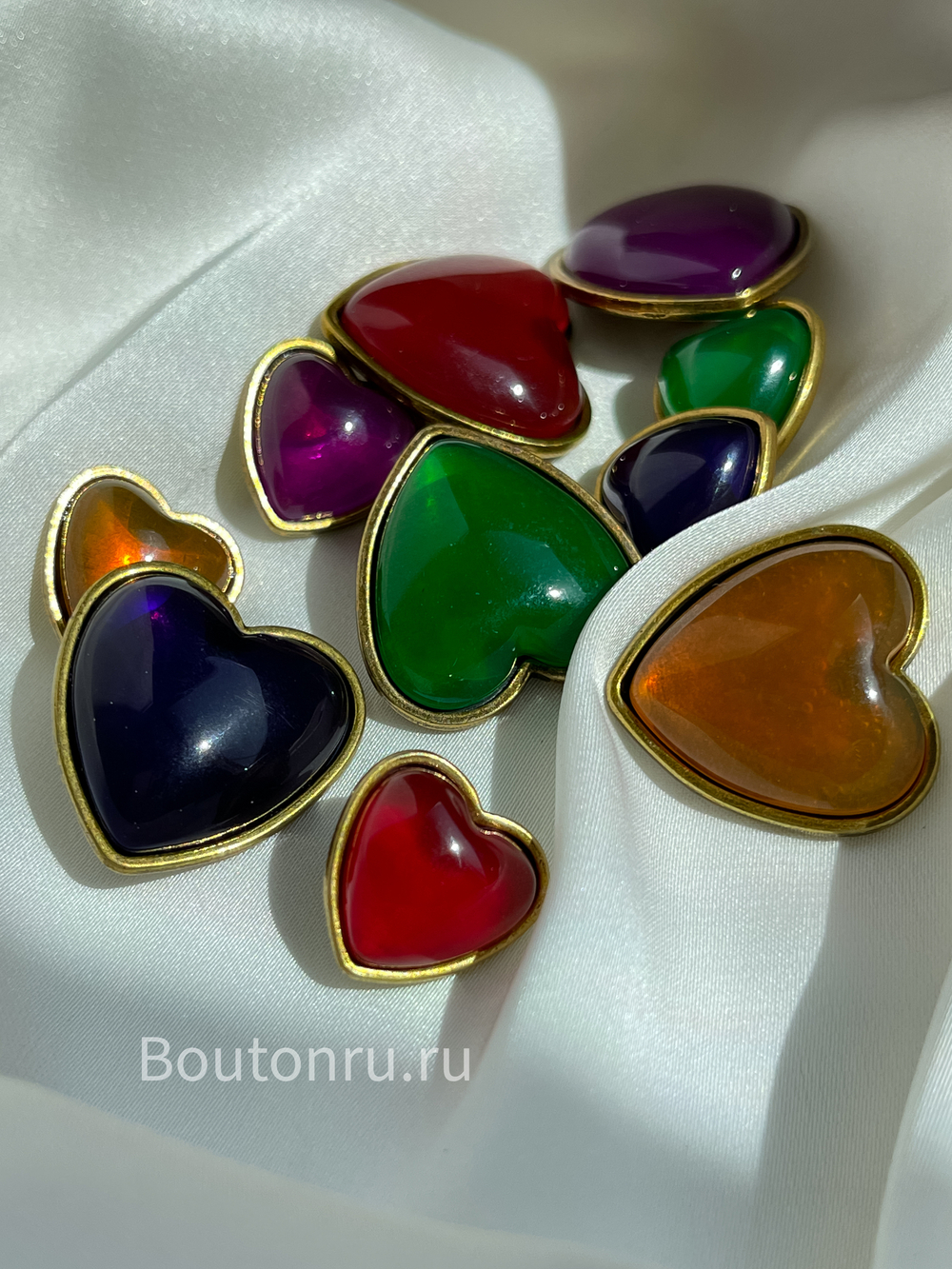 Пуговицы зеленые сердечки