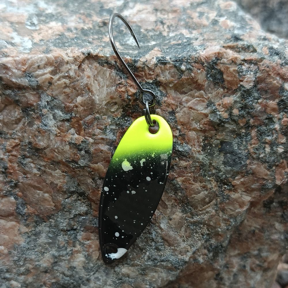 Блесна Sima 2.3 гр Col.03