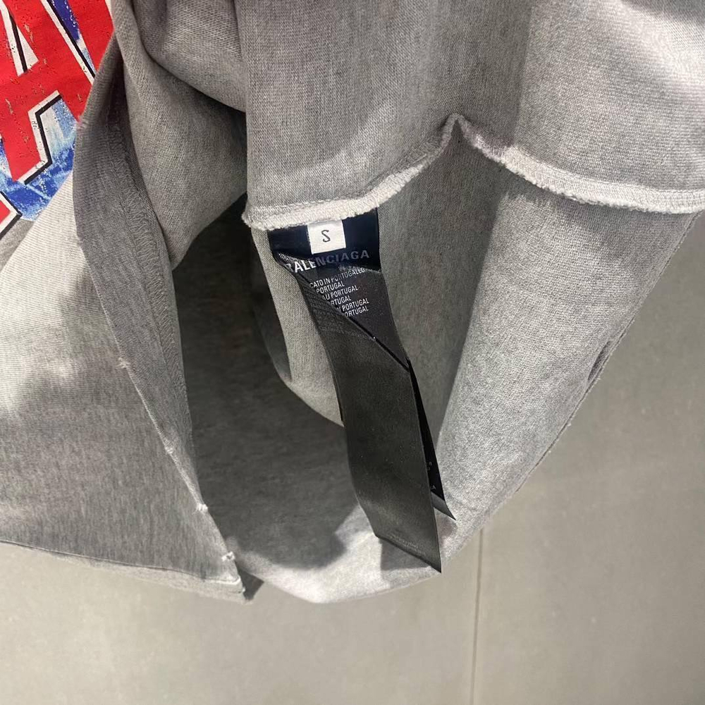 Футболка Balenciaga