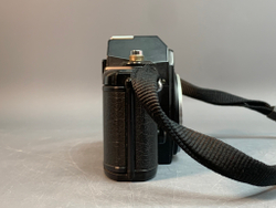 Nikon EM + Nikon 50mm f/1.8