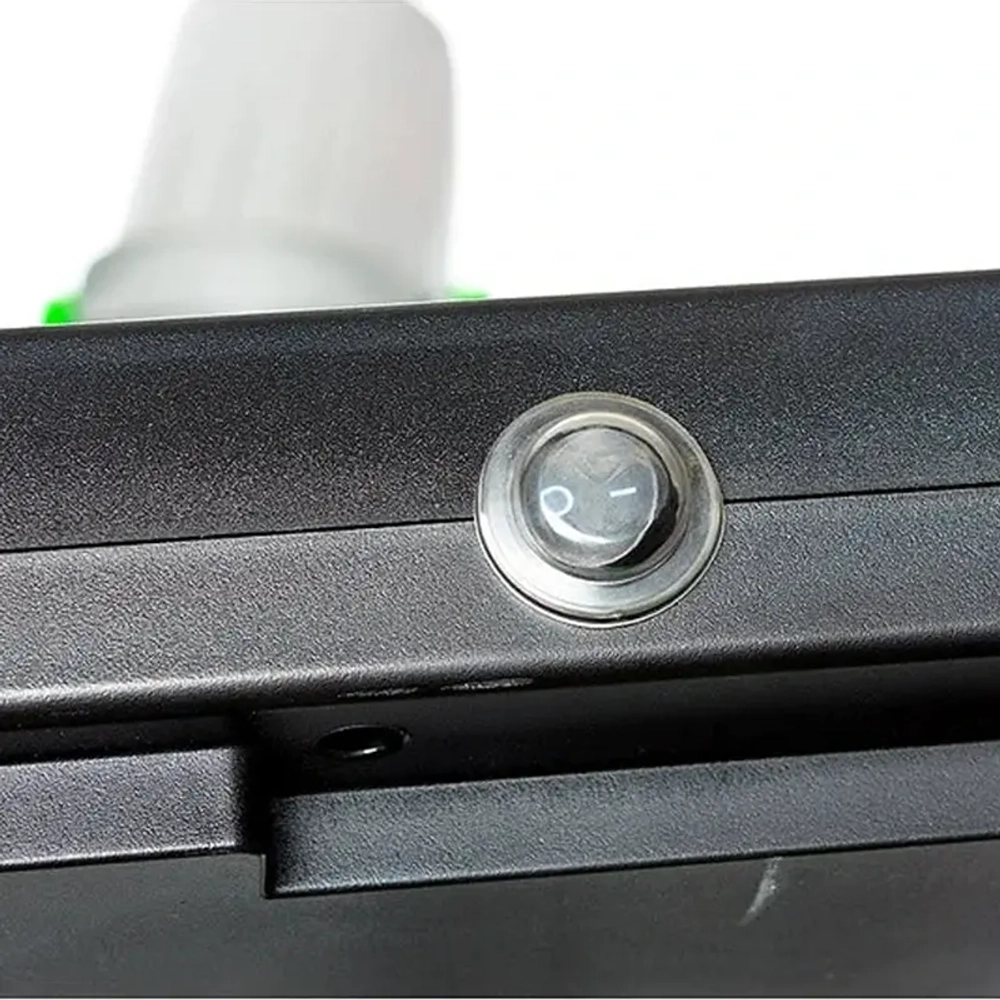 Redverg RD-SB36-460BL/U 36В снегоуборщик аккумуляторный (без АКБ, ЗУ) ковш 46 см, выброс 9 м RD-SB36-460BL/U