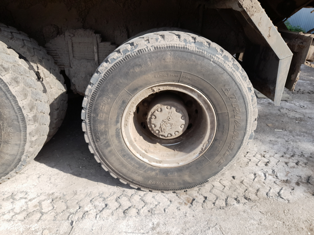 Howo ZZ* 6x6 Самосвал ZZ3327S3857E (Дизельный, 9,7 л, 373 л.с., МТ)