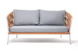 "Диего" диван 2-местный плетеный из роупа, каркас алюминий светло-серый (RAL7035) муар, роуп оранжевый меланж круглый, ткань светло-серая