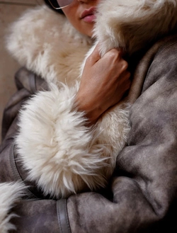 Дубленка двусторонняя шампань