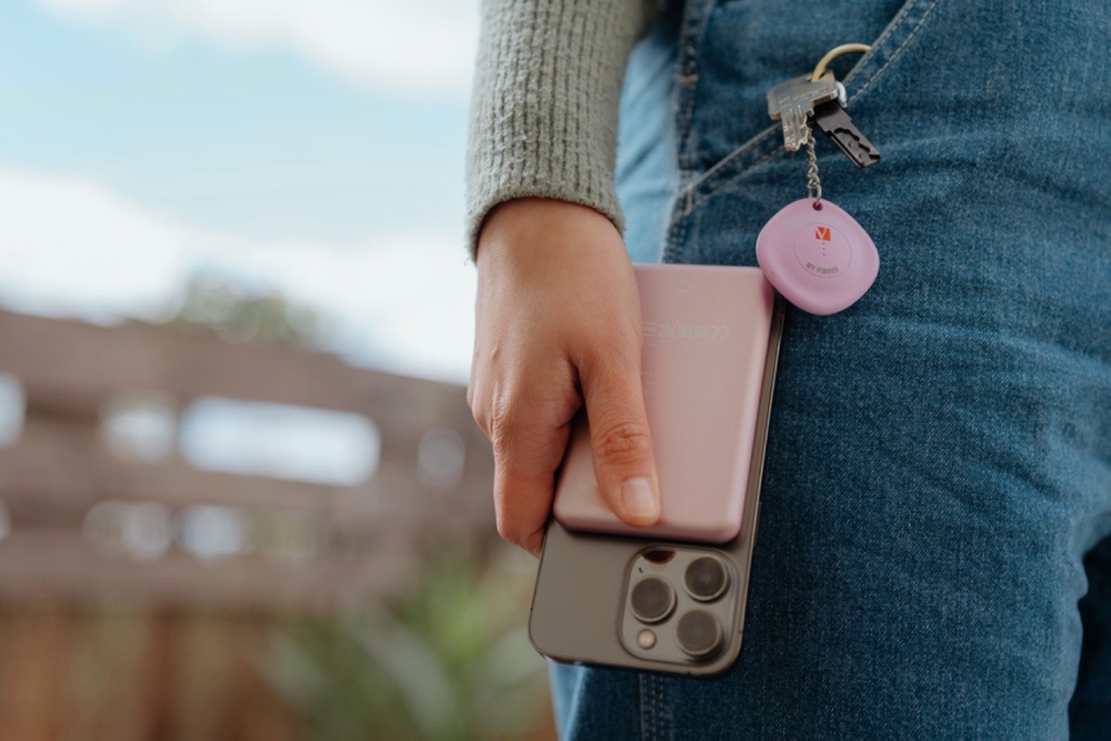 Портативный аккумулятор Verbatim Charge‘n’Go Power Bank 5000 мАч с беспроводной зарядкой, розовый