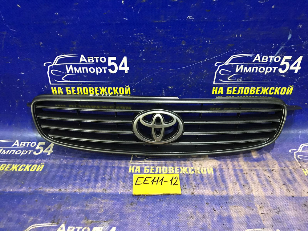 Решетка радиатора TOYOTA COROLLA 1999