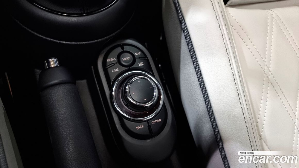 Mini Cooper S Classic (11.2022)