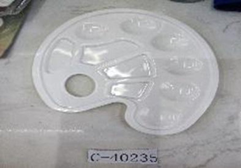 Палитра овальная, 10 ячеек, белая, пластик , С-40235