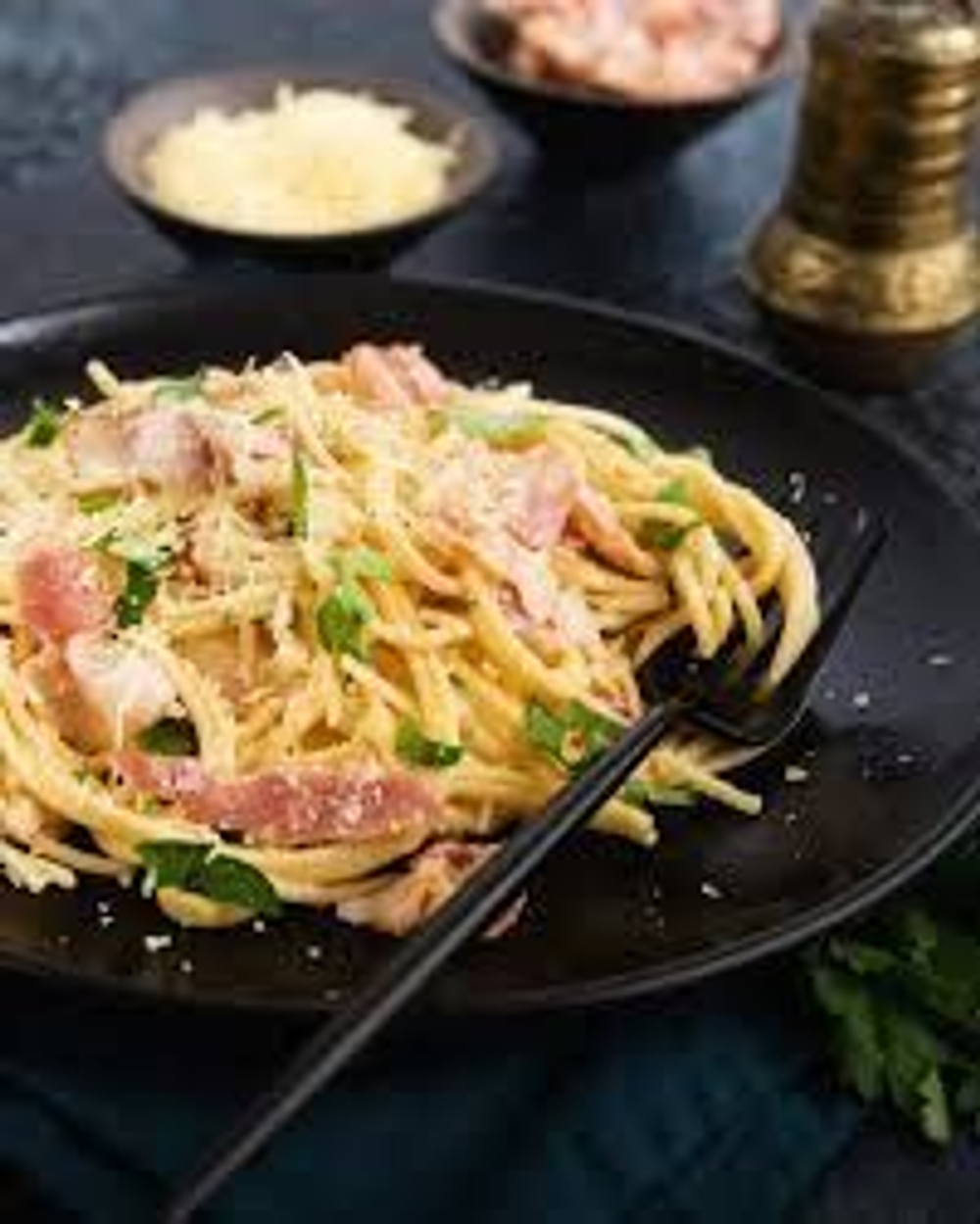 Лапша быстрого приготовления 140 гр х 4 шт SamYang Buldak Hot chicken Carbonara / Самьянг со вкусом острой курицы в соусе карбонара