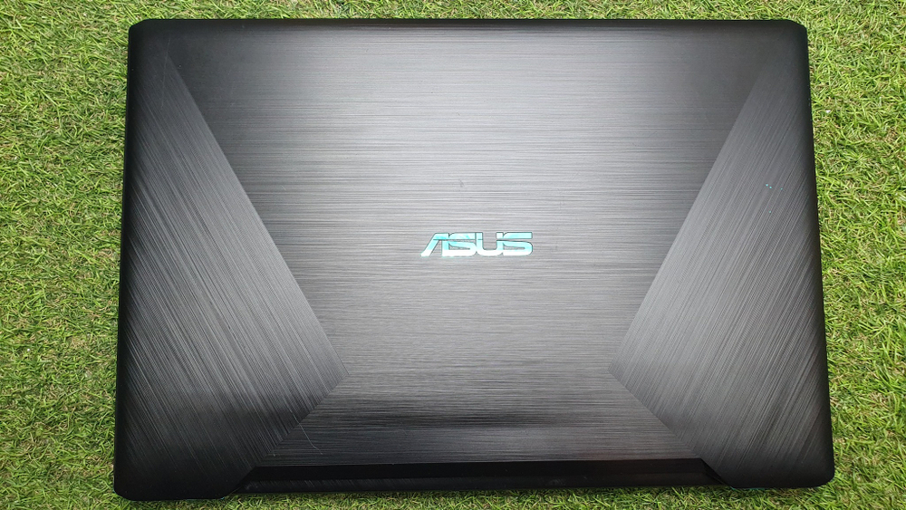 Игровой ASUS Ryzen 5/8Gb/GTX 1050 2Gb/FHD/VivoBook M570DD-DM052 [90nb0pk1-m02220]/Windows 10