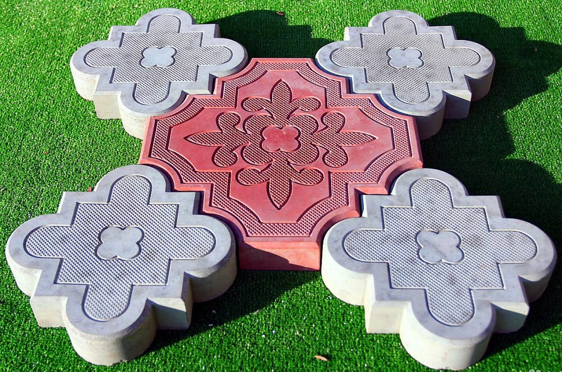 Забетонировать двор или уложить тротуарную плитку?