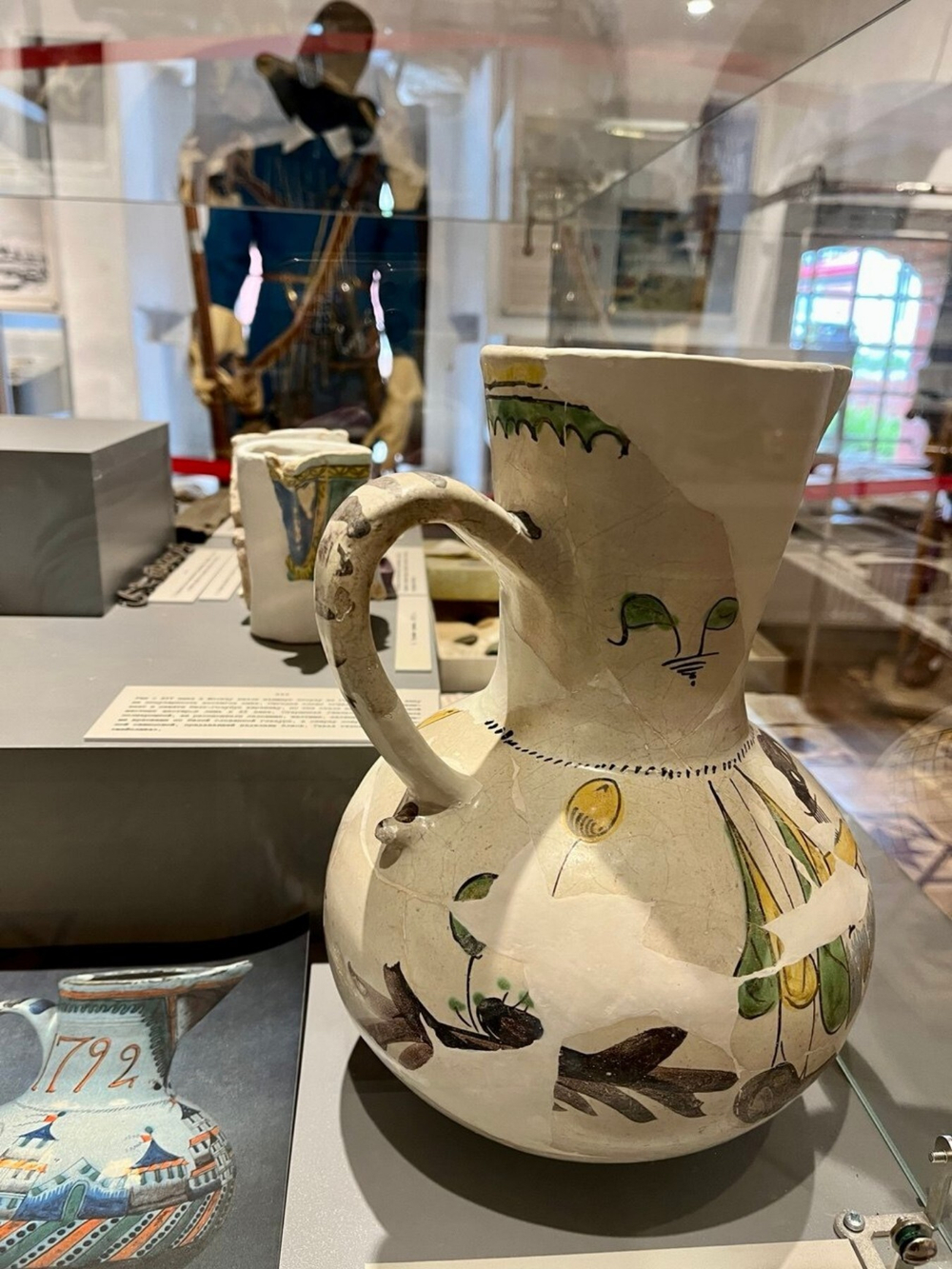 "Крутицкое подворье: жемчужина старой Москвы"- пешеходная групповая экскурсия по Москве.