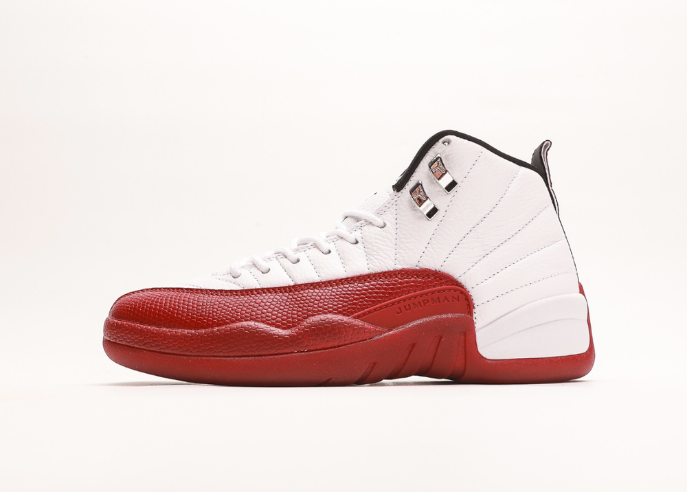 Купить кроссовки Air Jordan 12 Cherry в баскетбольном магазине futbasket.ru