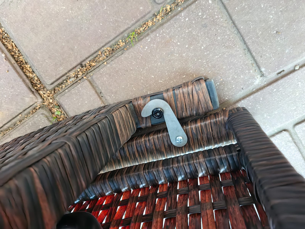 Шезлонг складной из искусственного ротанга Ливерпуль цвет Шоколад