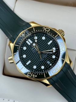 Часы Omega Seamaster Driving