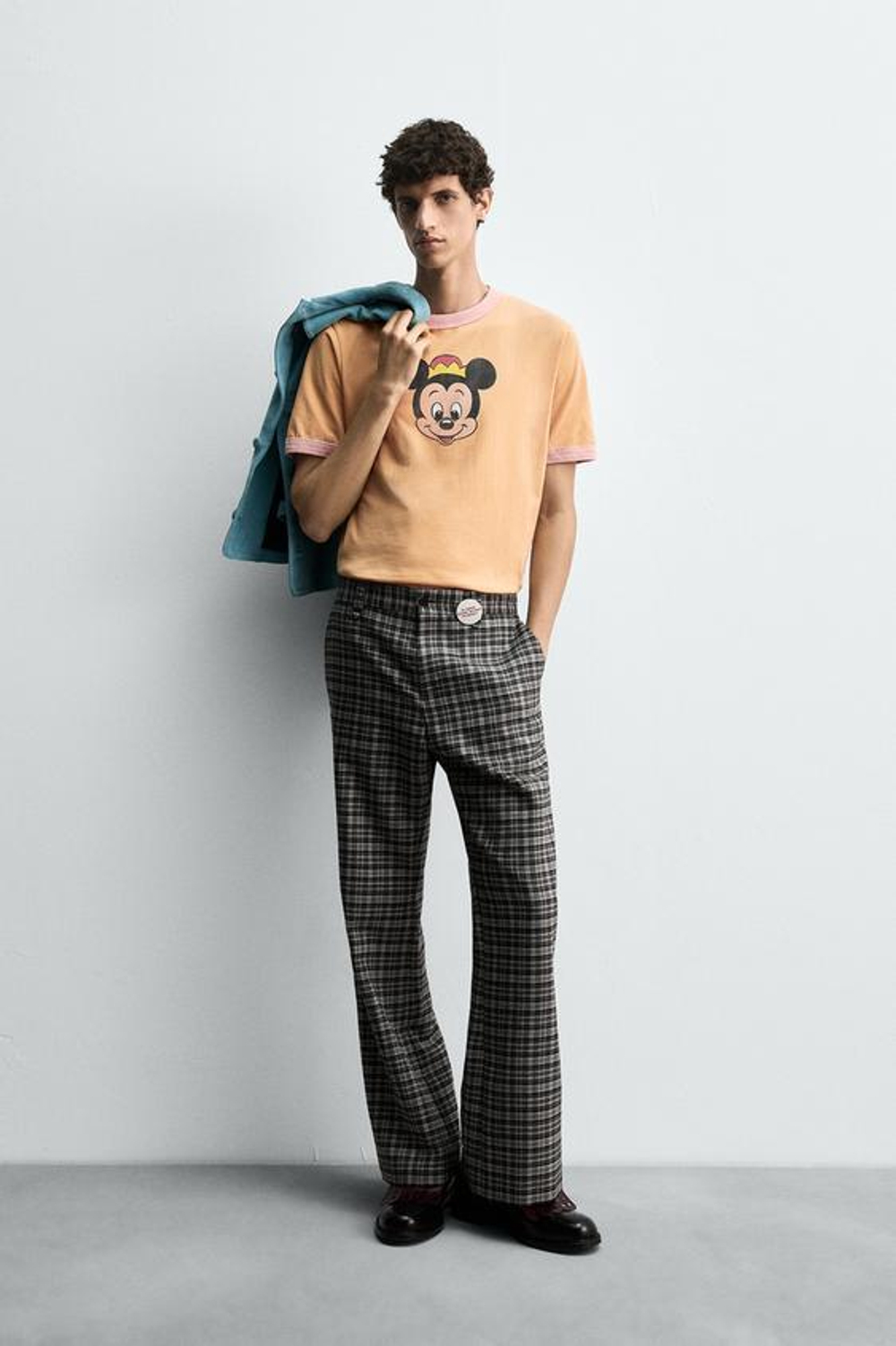 ZARA HARRY LAMBERT X DISNEY ФУТБОЛКА MORTY, ГОРЧИЧНЫЙ