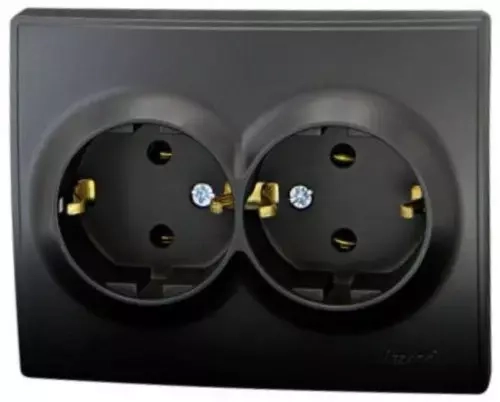 LESYA 705 4242 127В Розетка двойная с/з бакалит. черн. матовый