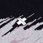 Купить Свитер Heartz Disrupted Logo Black Series ED2 Knitted черный Свитер Heartz Disrupted Logo Black Series ED2 Knitted черный